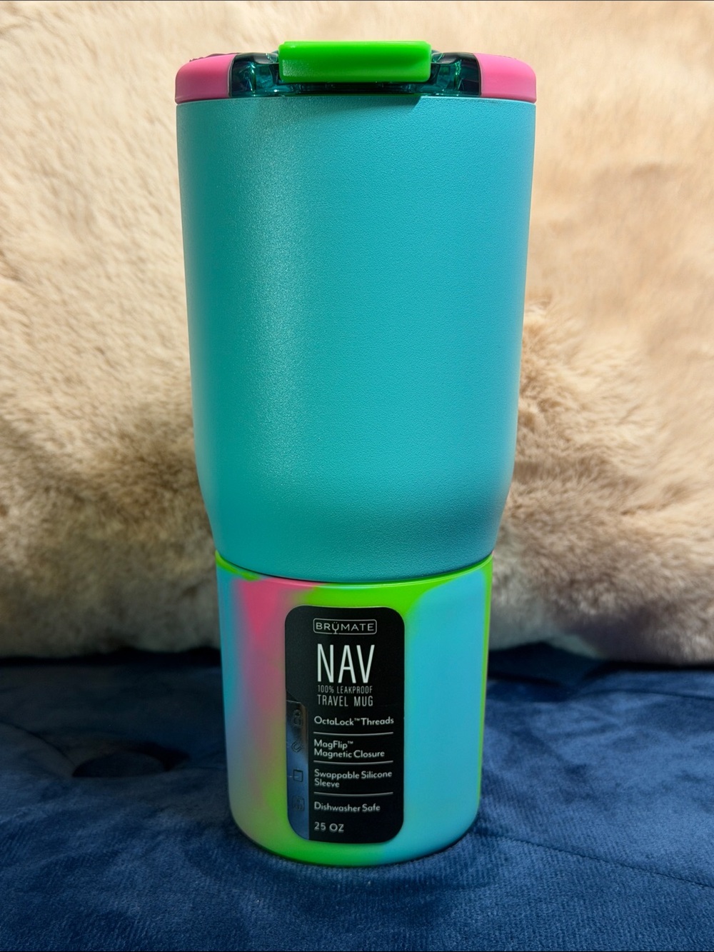 NEW Brümate Nav 25 oz. Travel Mug - Neon Swirl